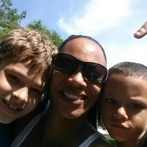 Meet your Posher, Dana